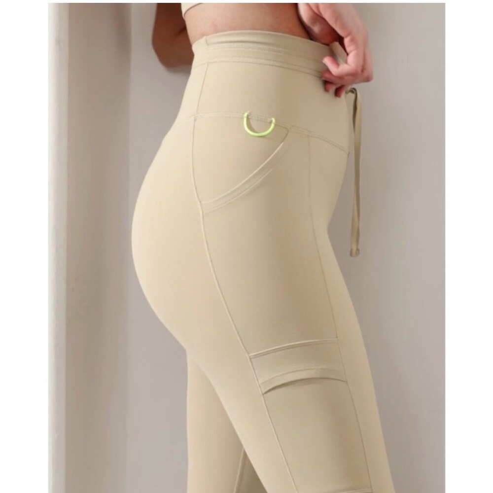 ATHLETA M Salutation Cargo Tight in Moss NWT - Picture 12 of 12